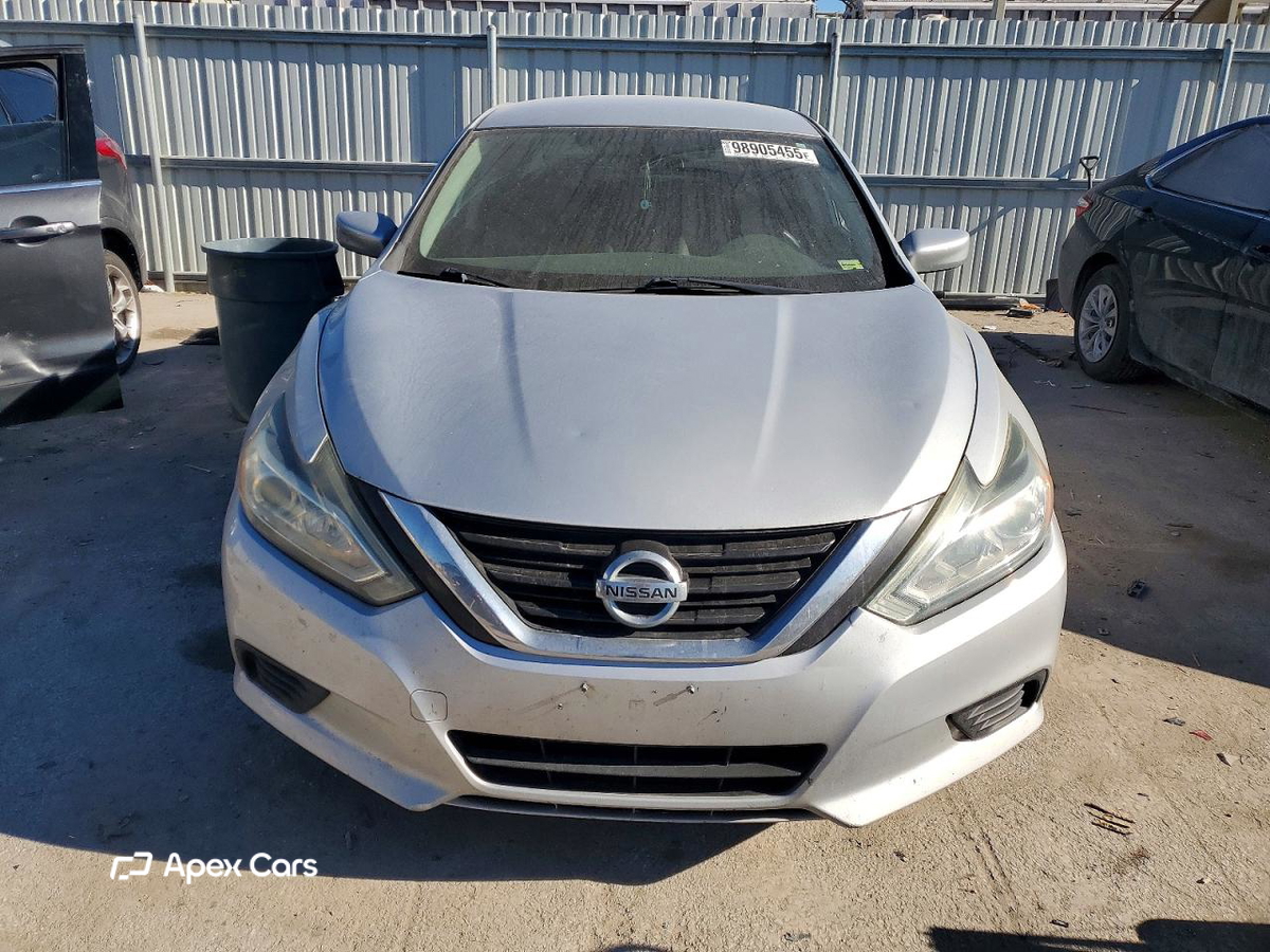 Nissan Altima 2017