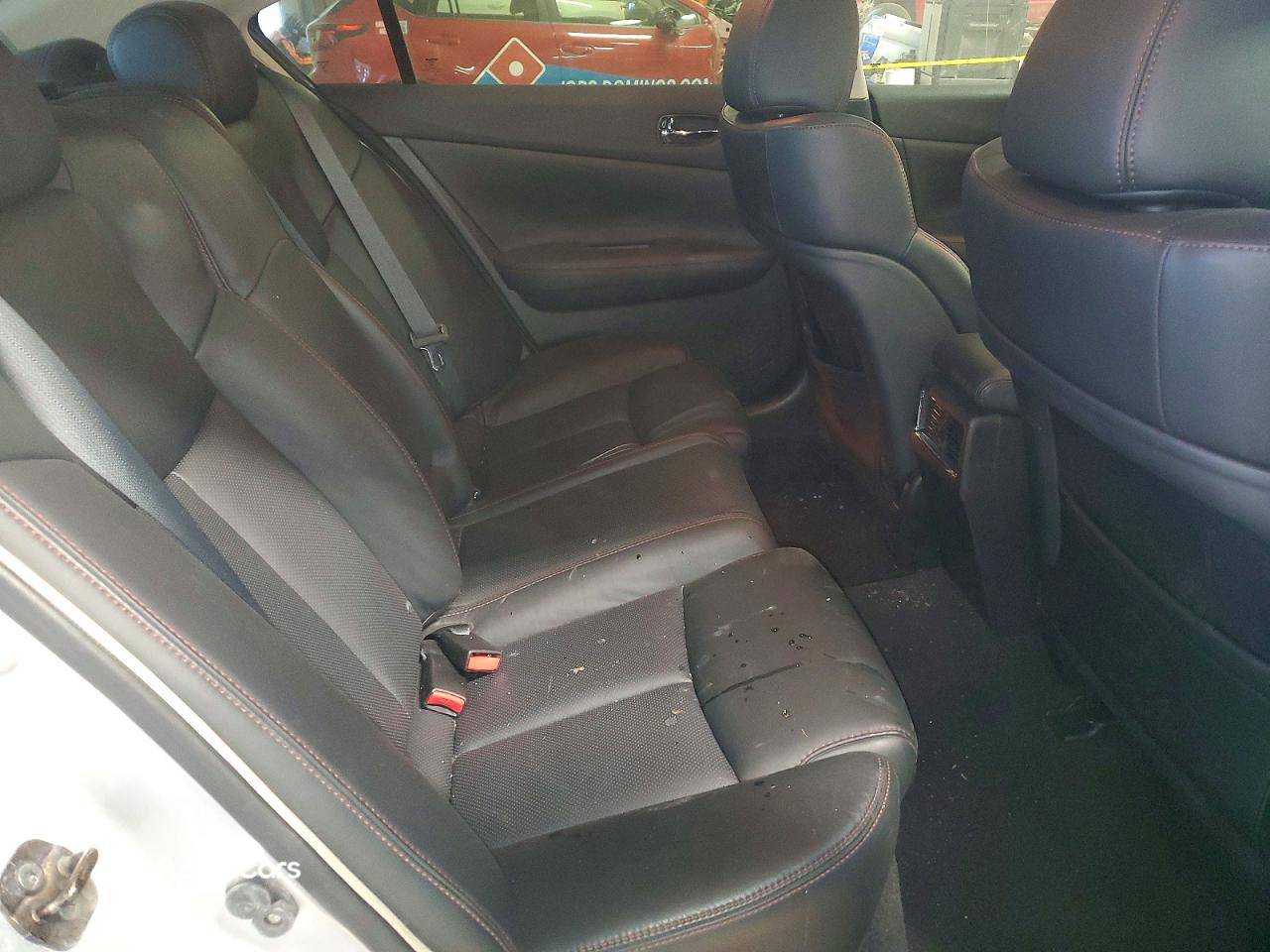 Nissan Maxima 2010
