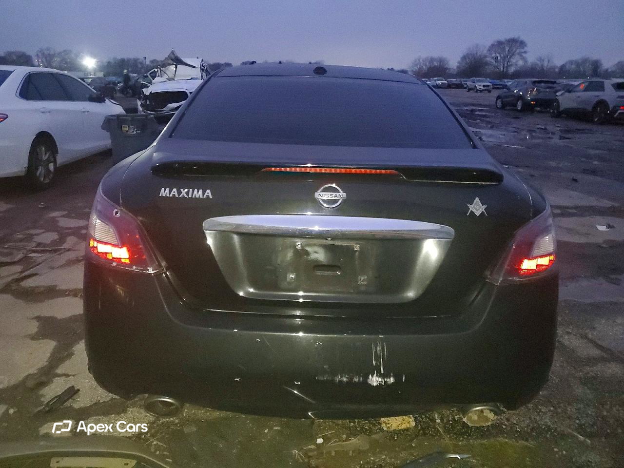 Nissan Maxima 2012