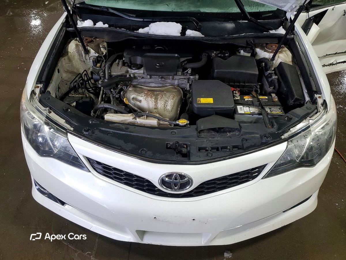 Toyota Camry 2012