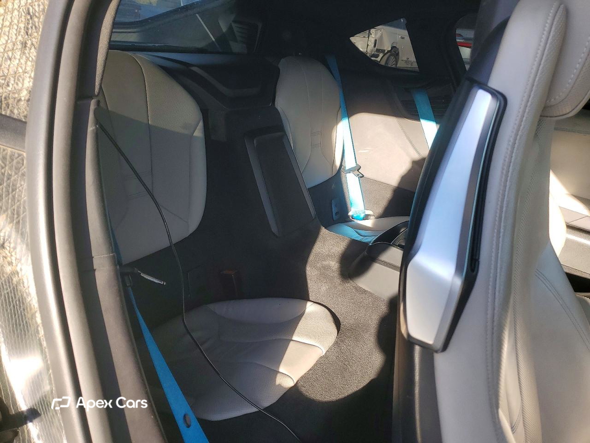 BMW i8 2015