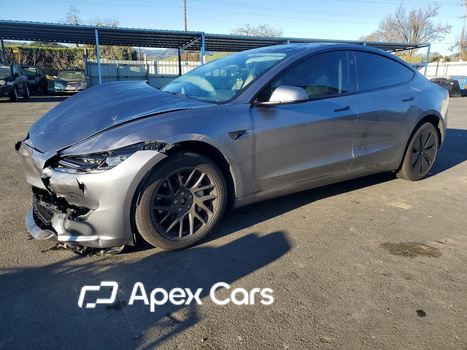 Tesla Model 3 2025 - Image 1 of 13