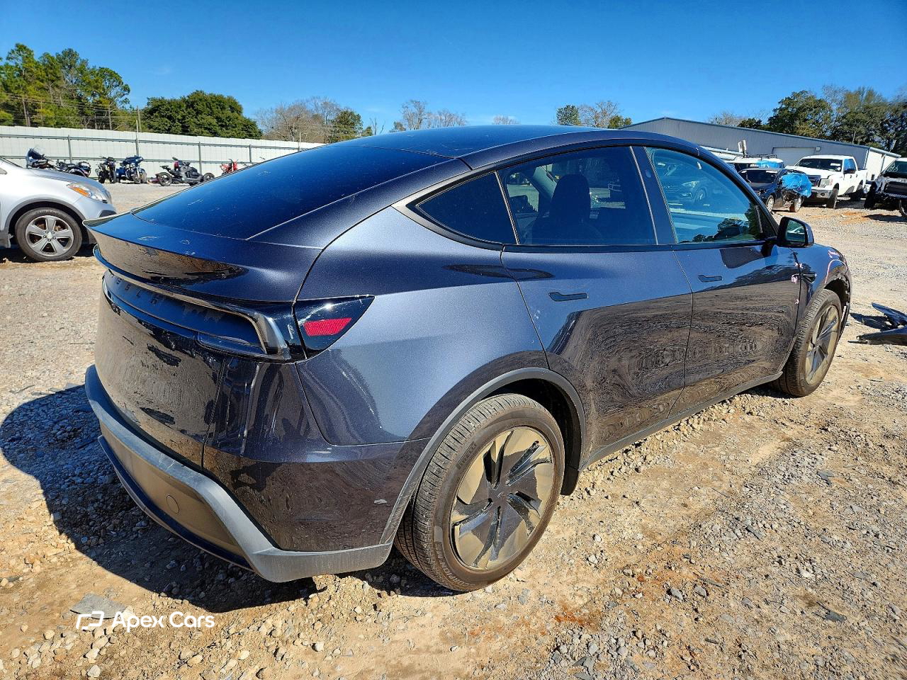 Tesla Model Y 2026