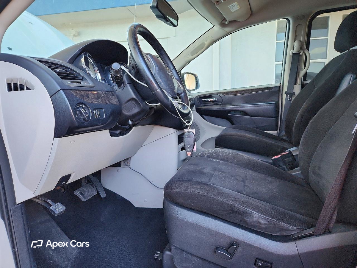 Dodge Caravan 2011