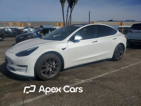 Tesla Model 3 2022 - Image 1 of 14