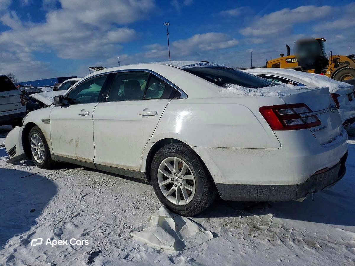 Ford Taurus 2015