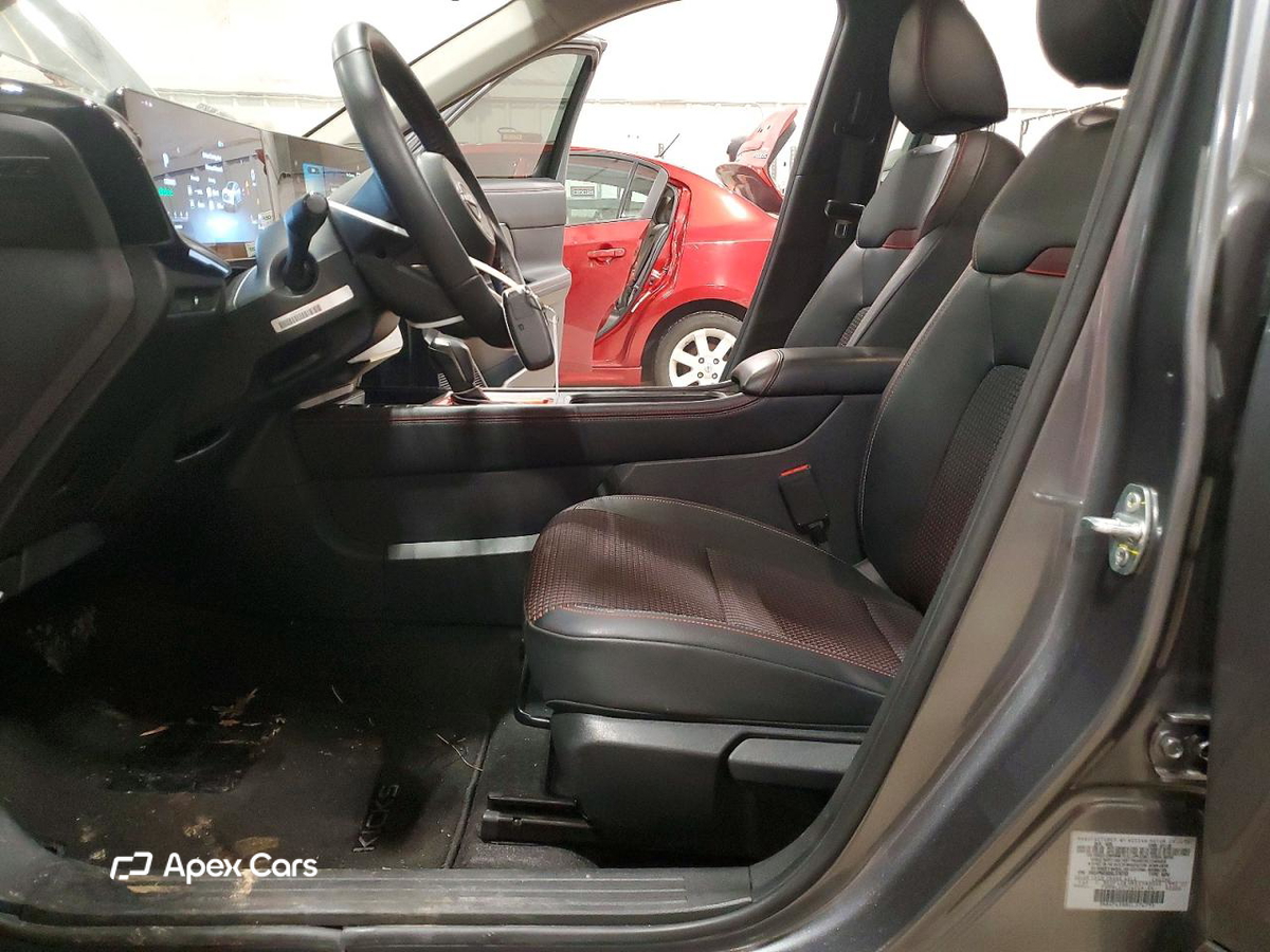 Nissan Kicks 2025