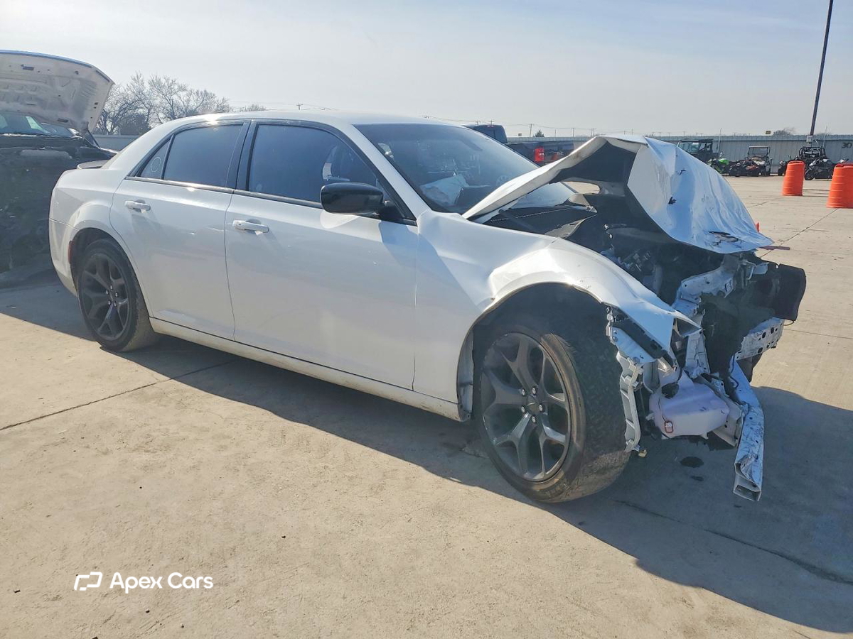 Chrysler 300 2020