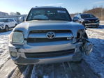 Toyota Sequoia 2005