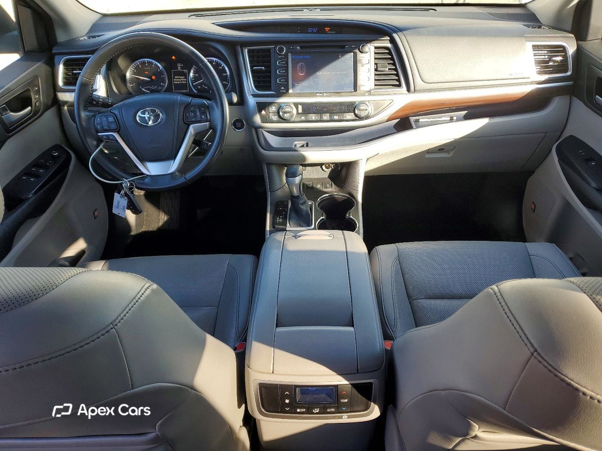 Toyota Highlander 2015