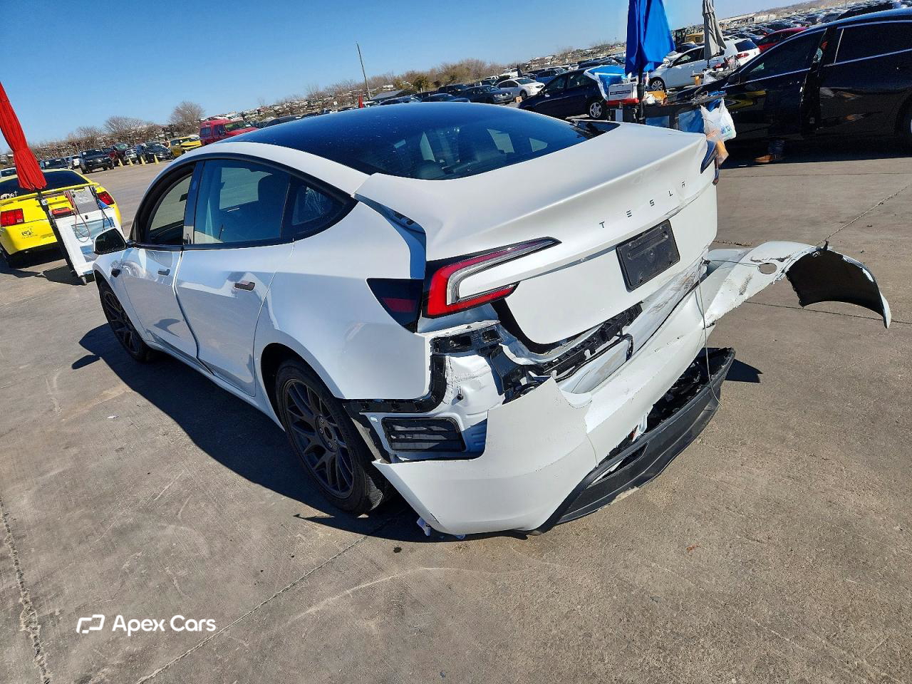 Tesla Model 3 2025