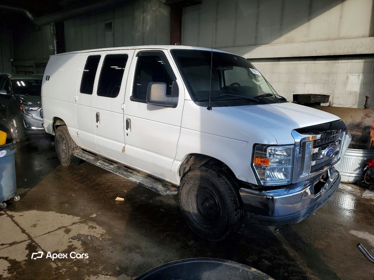 Ford Econoline 2014