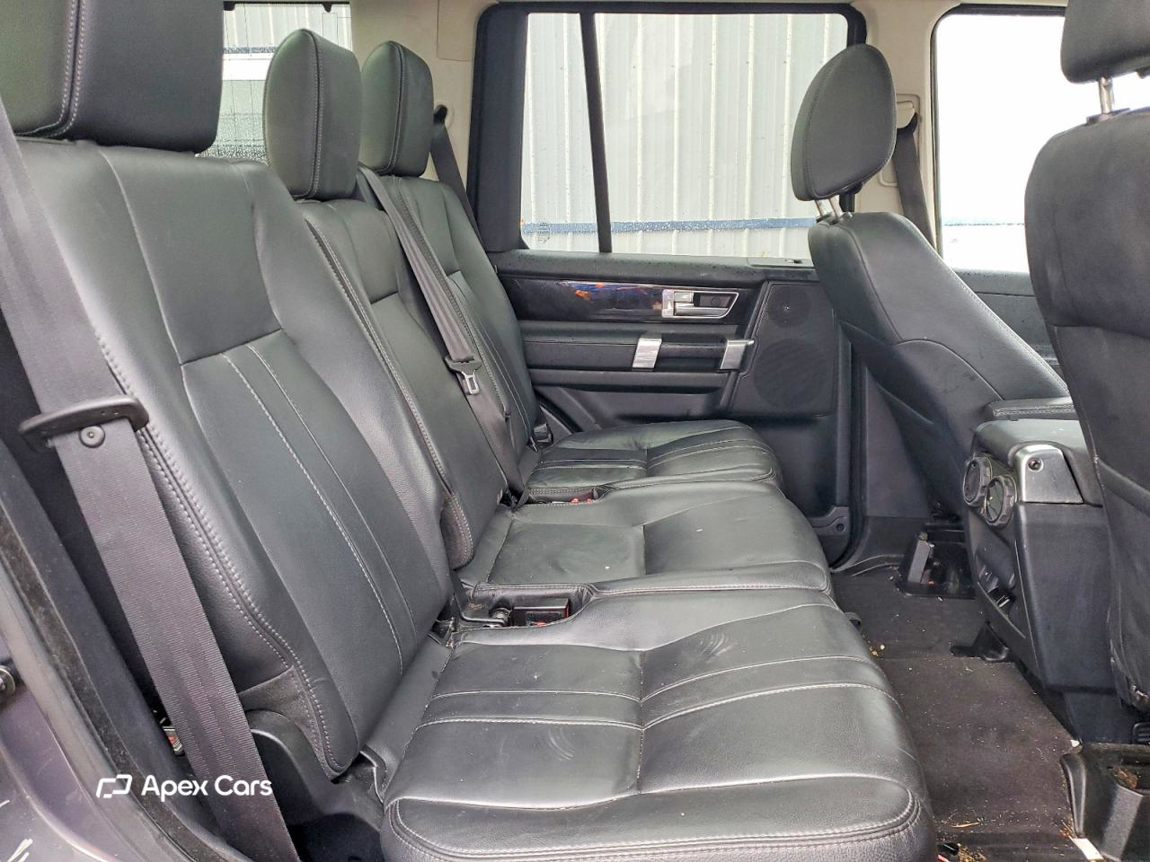 Land Rover LR4 2016