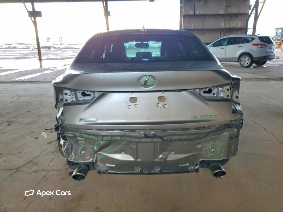 Lexus IS 2016