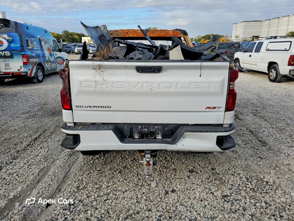 Chevrolet Silverado 2024