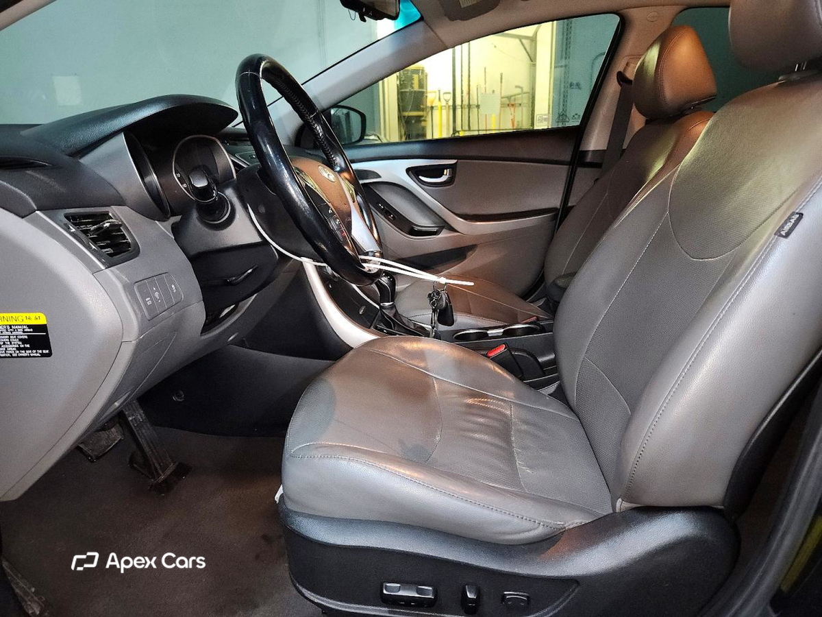 Hyundai Elantra 2015