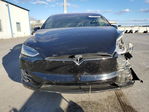 Tesla Model X 2019