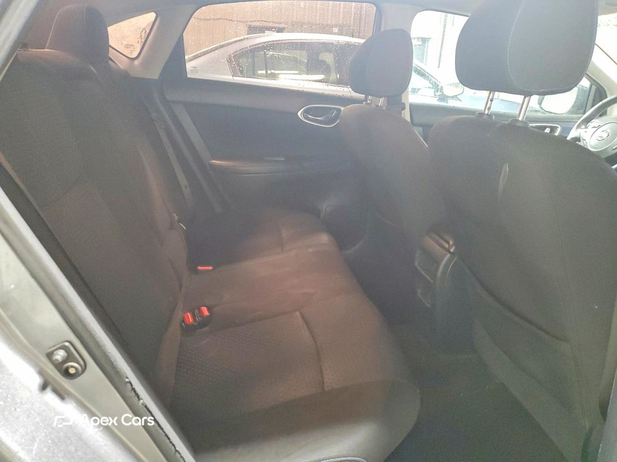 Nissan Sentra 2016