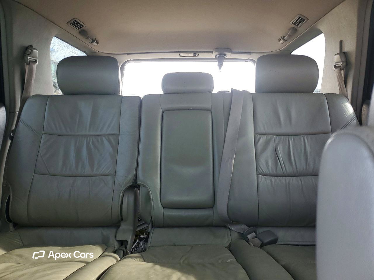 Toyota Sequoia 2002