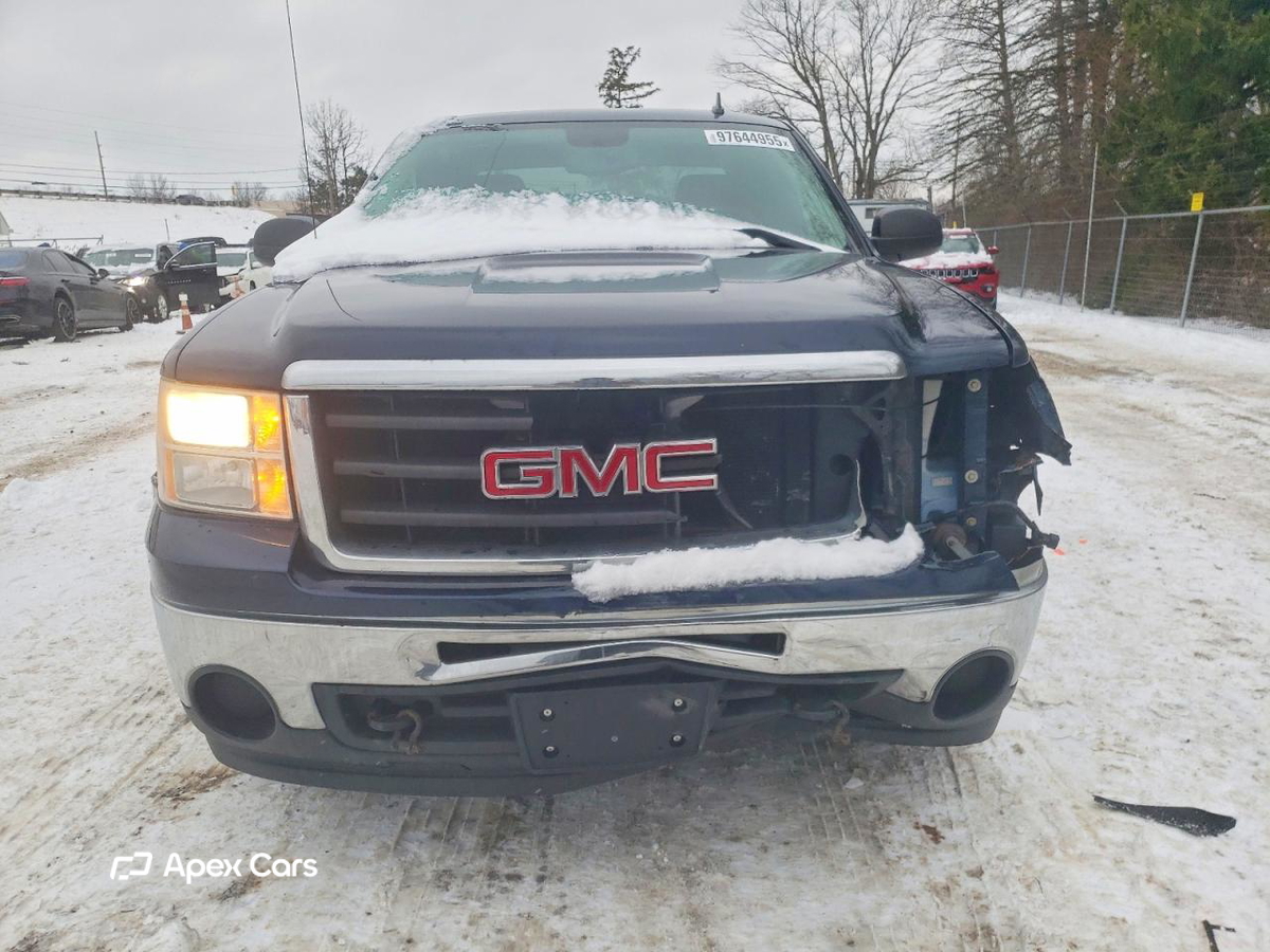 GMC Sierra 2010