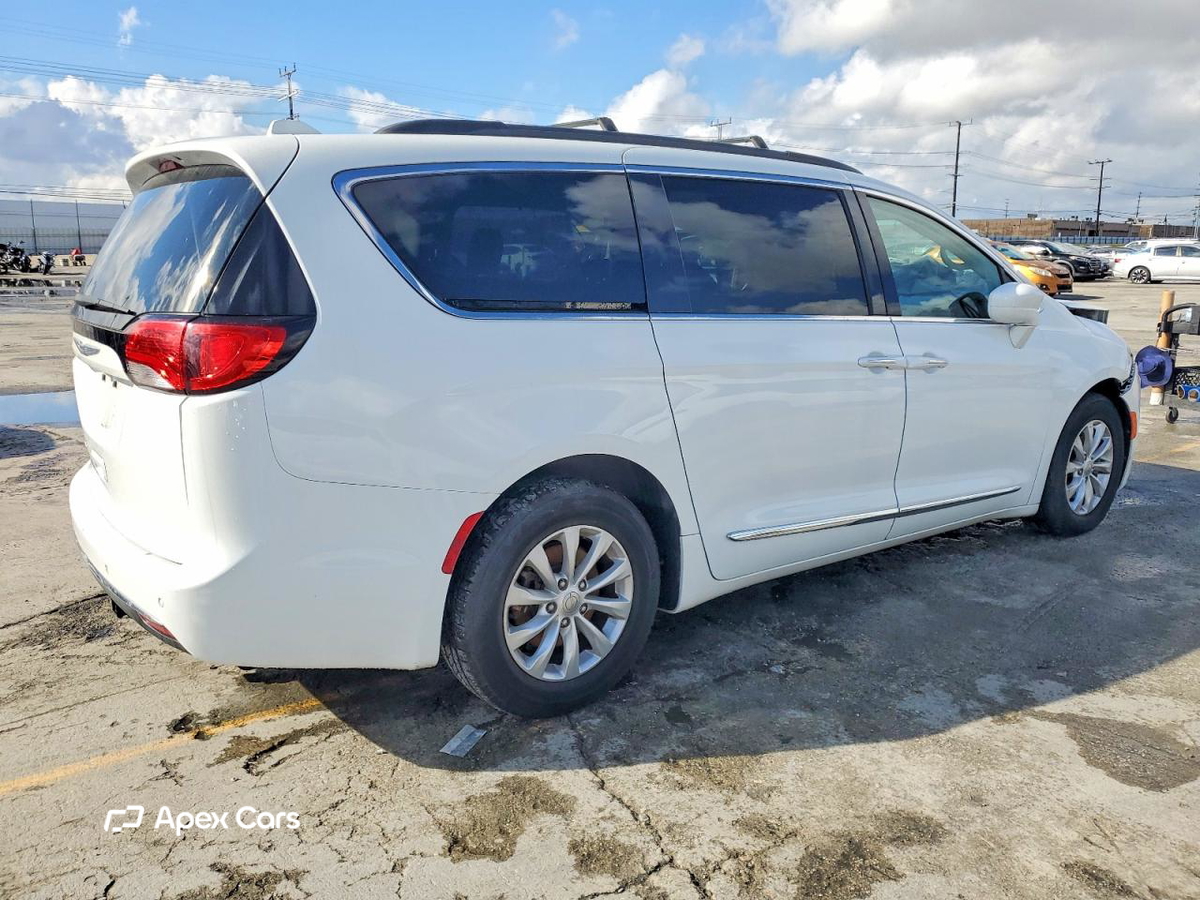 Chrysler Pacifica 2017