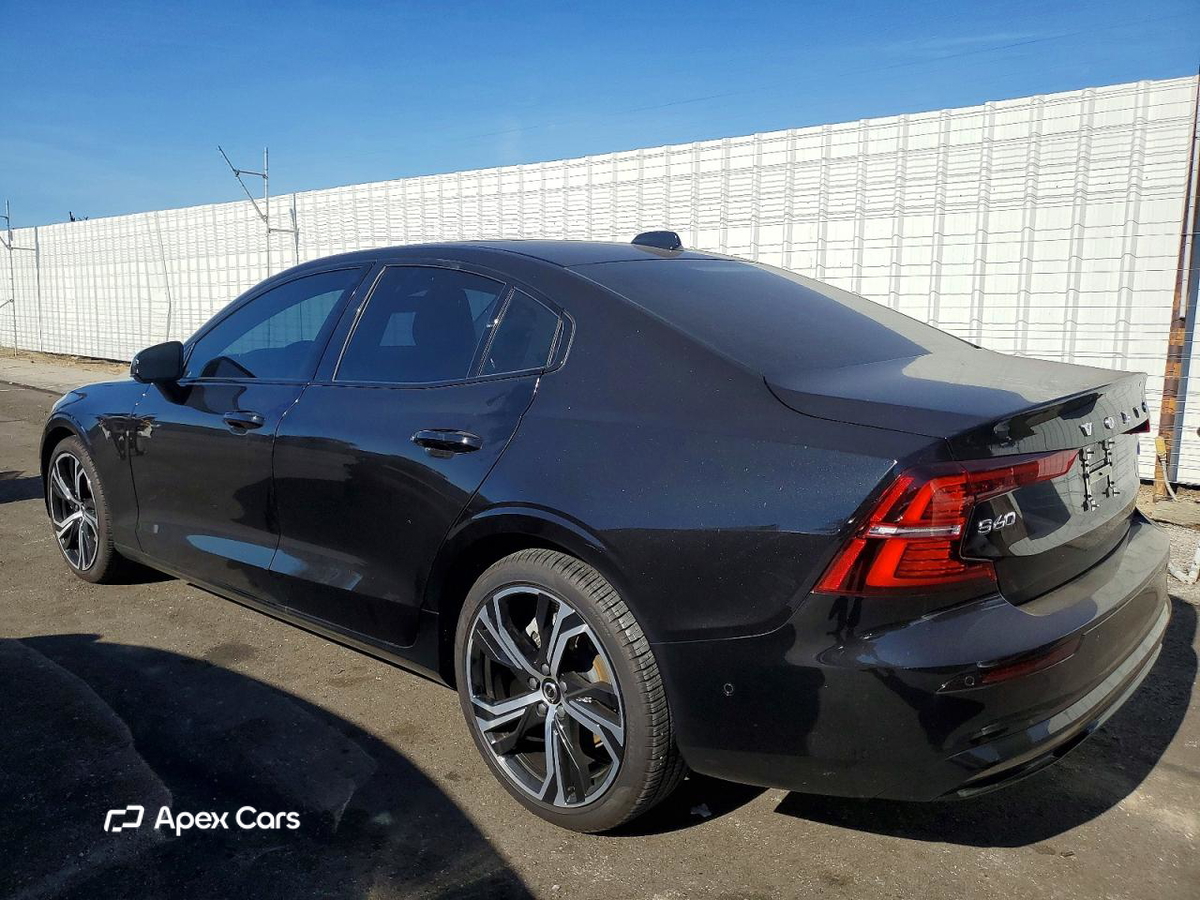 Volvo S60 2024