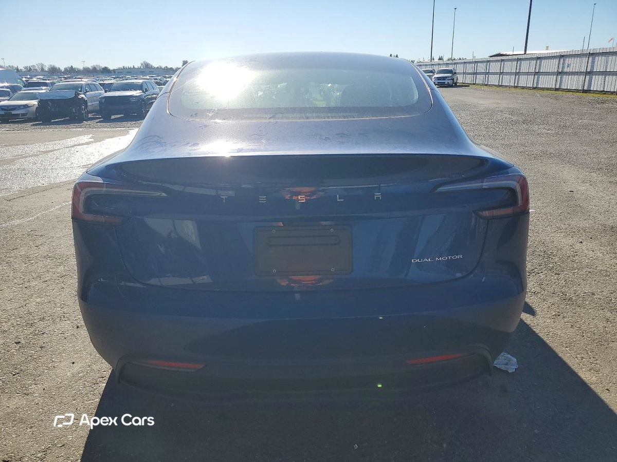 Tesla Model 3 2025