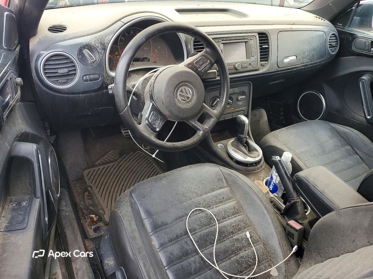 Volkswagen Beetle 2012