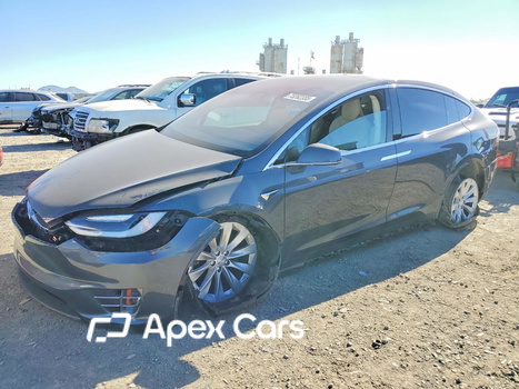 Tesla Model X 2017 - Image 1 of 12