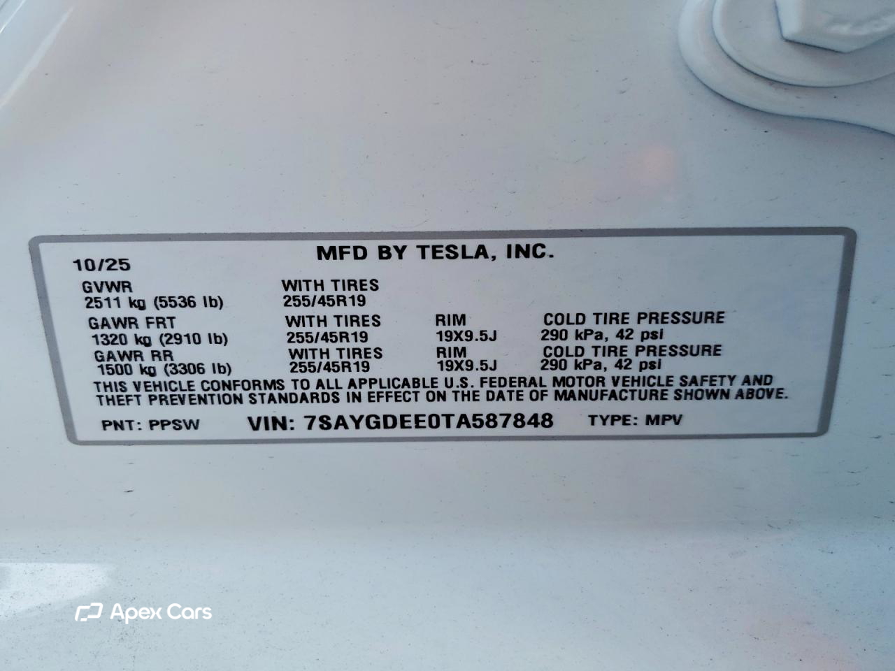 Tesla Model Y 2026