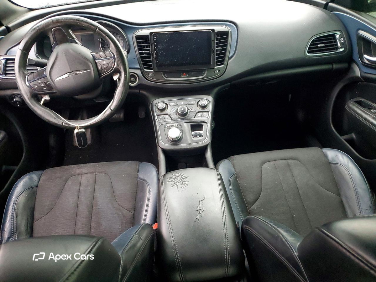 Chrysler 200 2015