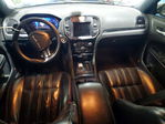 Chrysler 300 2017