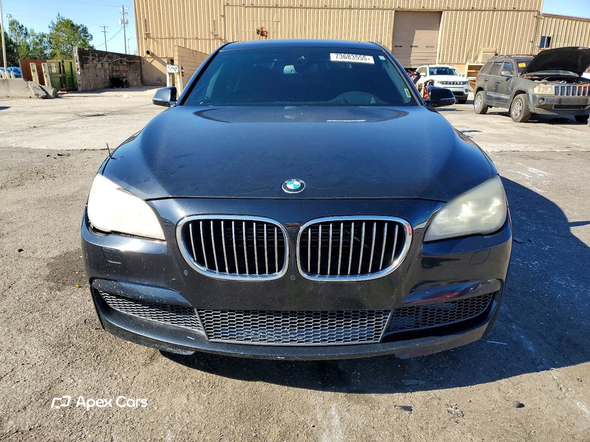 BMW Series 7 2013