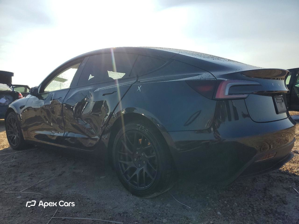 Tesla Model 3 2025