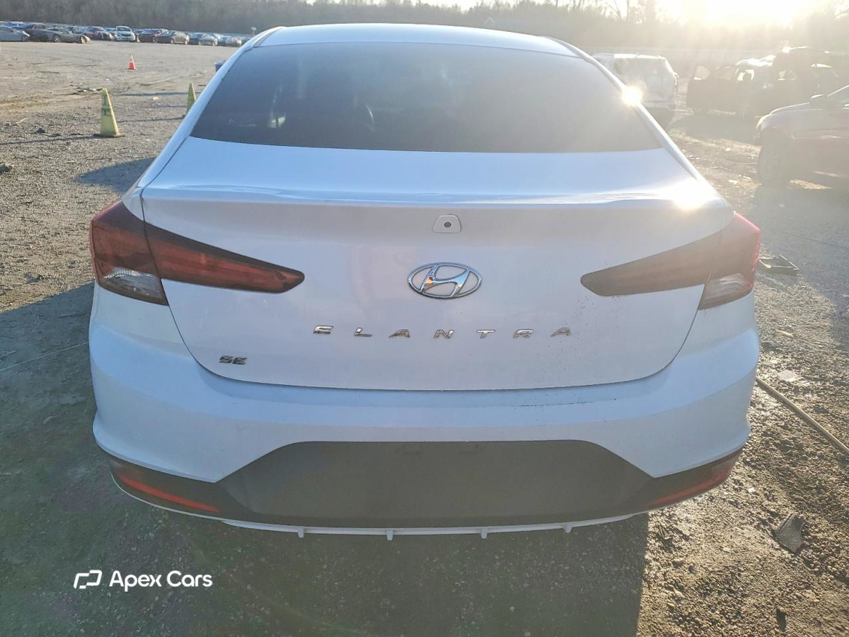 Hyundai Elantra 2019