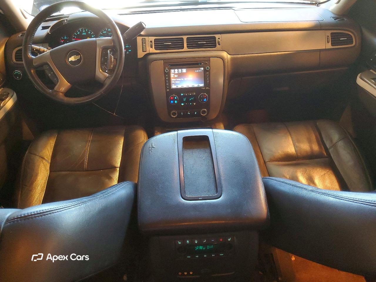 Chevrolet Suburban 2012