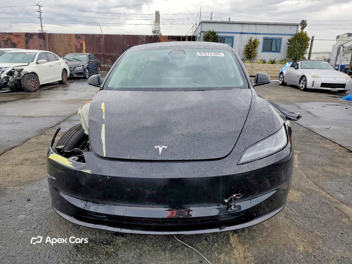 Tesla Model 3 2025