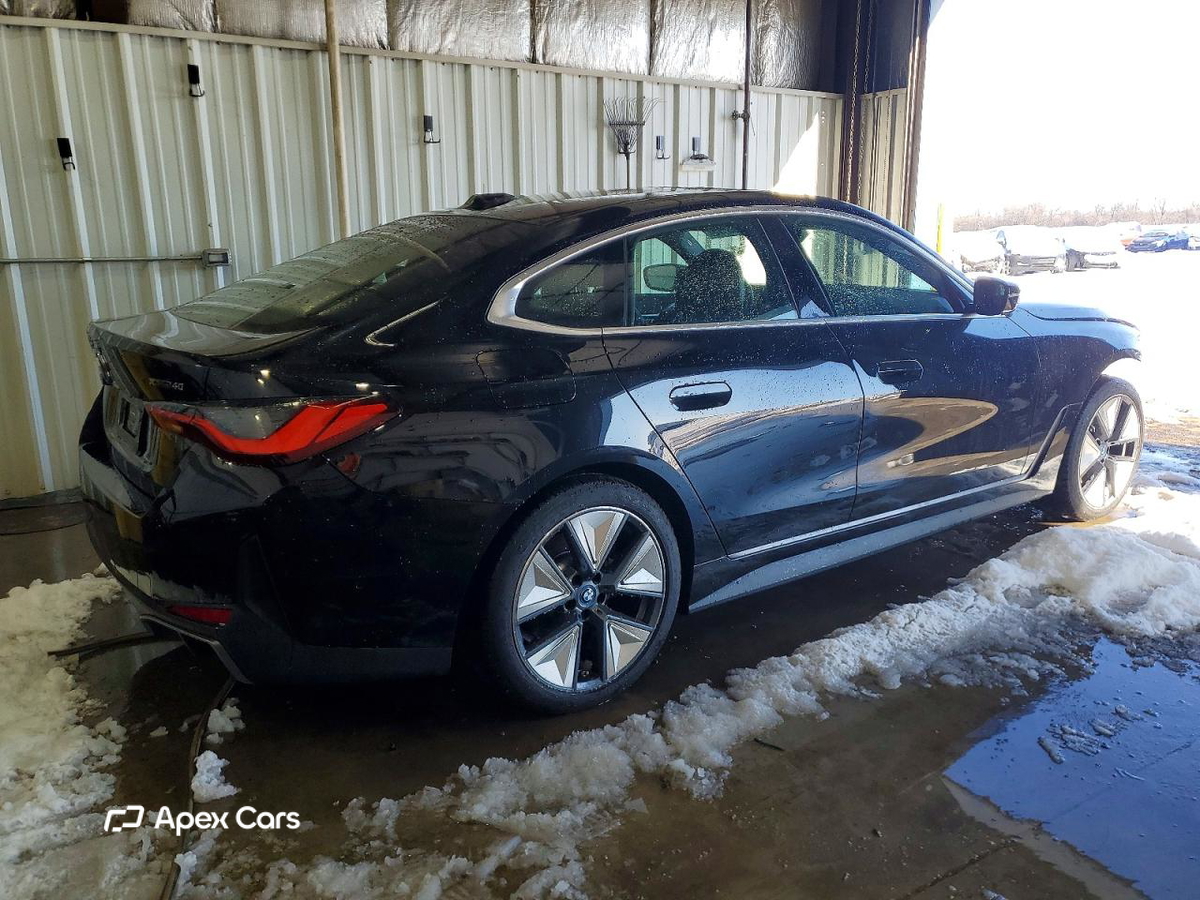 BMW i4 2024