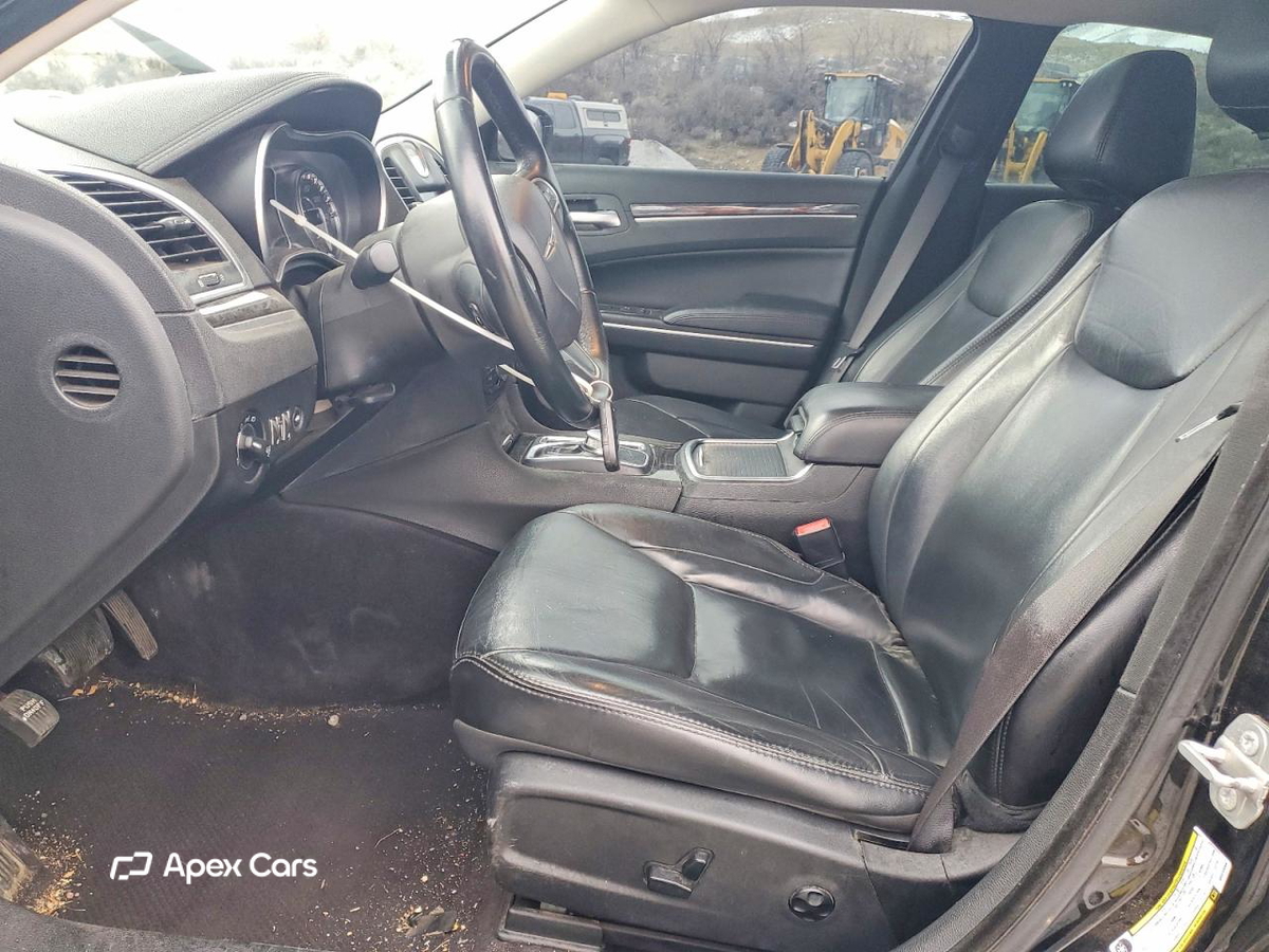 Chrysler 300 2016