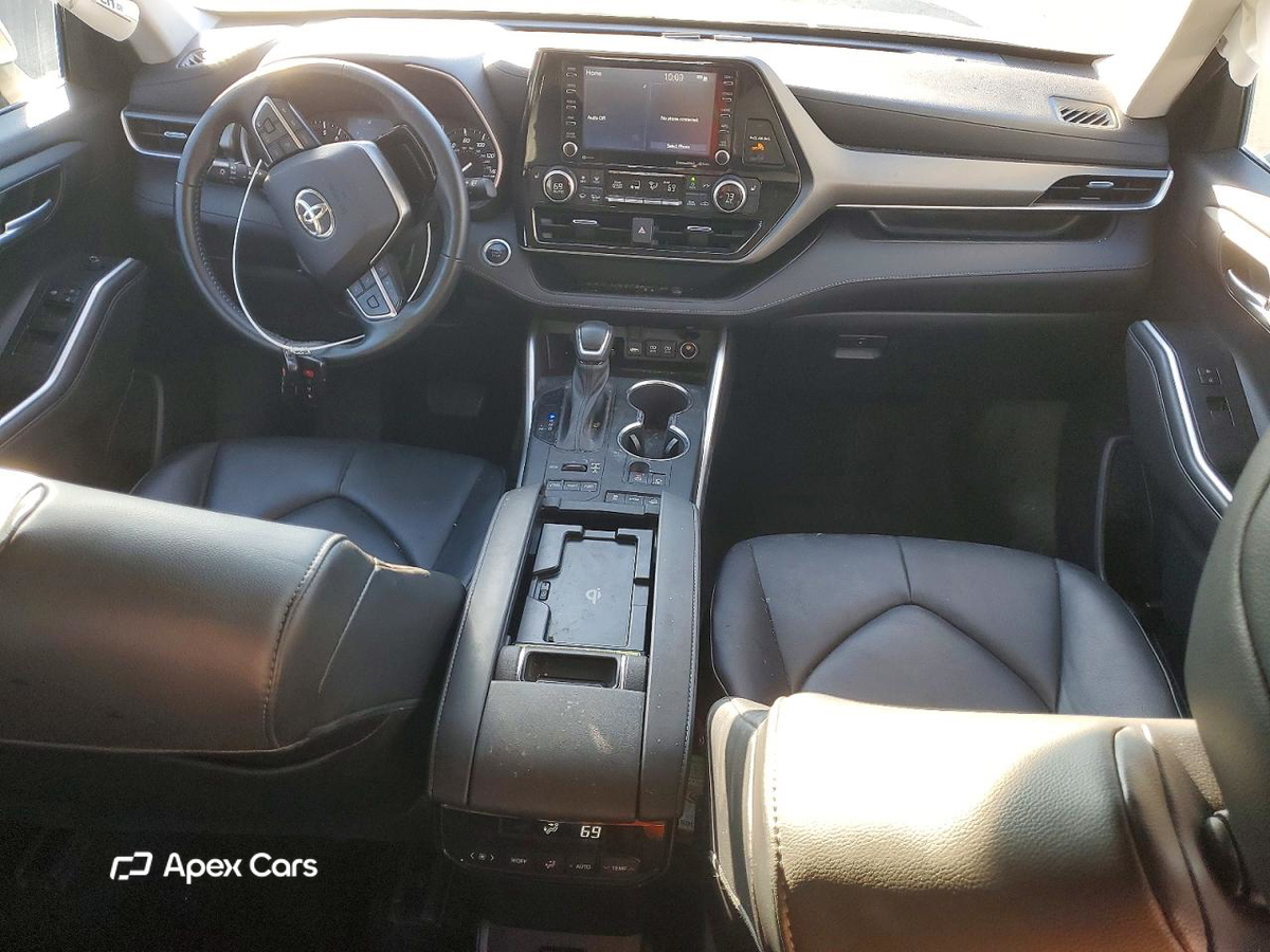 Toyota Highlander 2021
