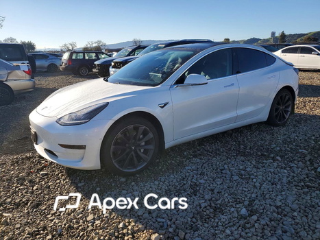 Tesla Model 3 2020 - Image 1 of 14