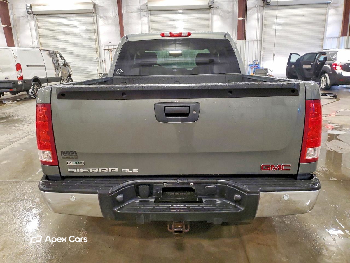 GMC Sierra 2011