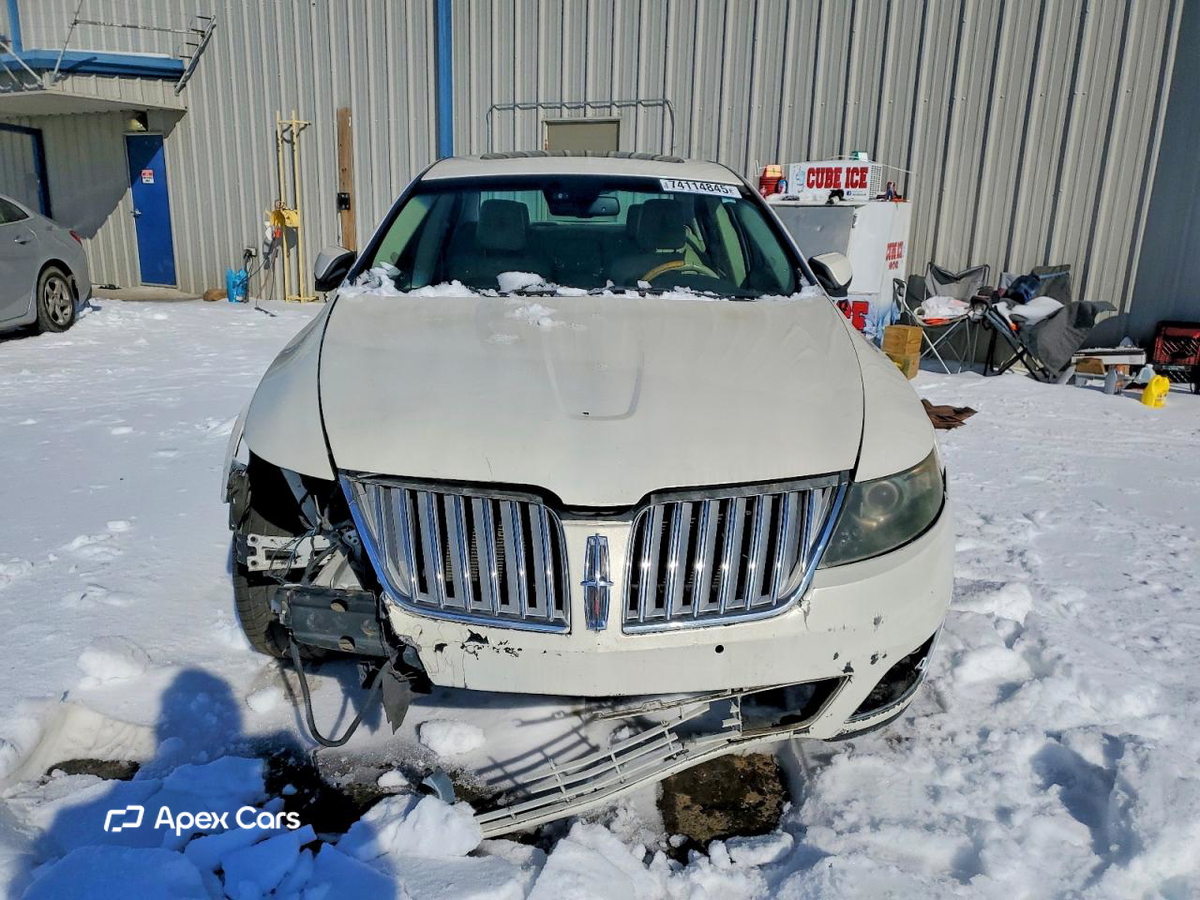 Lincoln MKS 2009