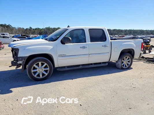 GMC Sierra 2010 - Image 1 of 13