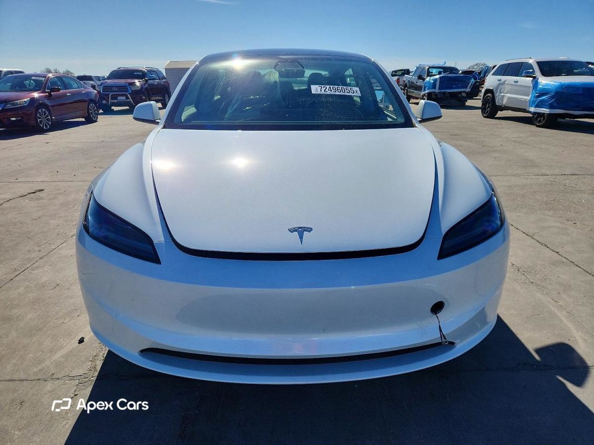 Tesla Model 3 2025