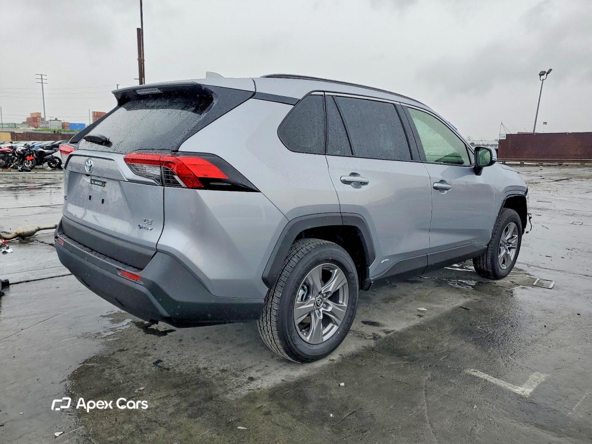 Toyota RAV 4 2025