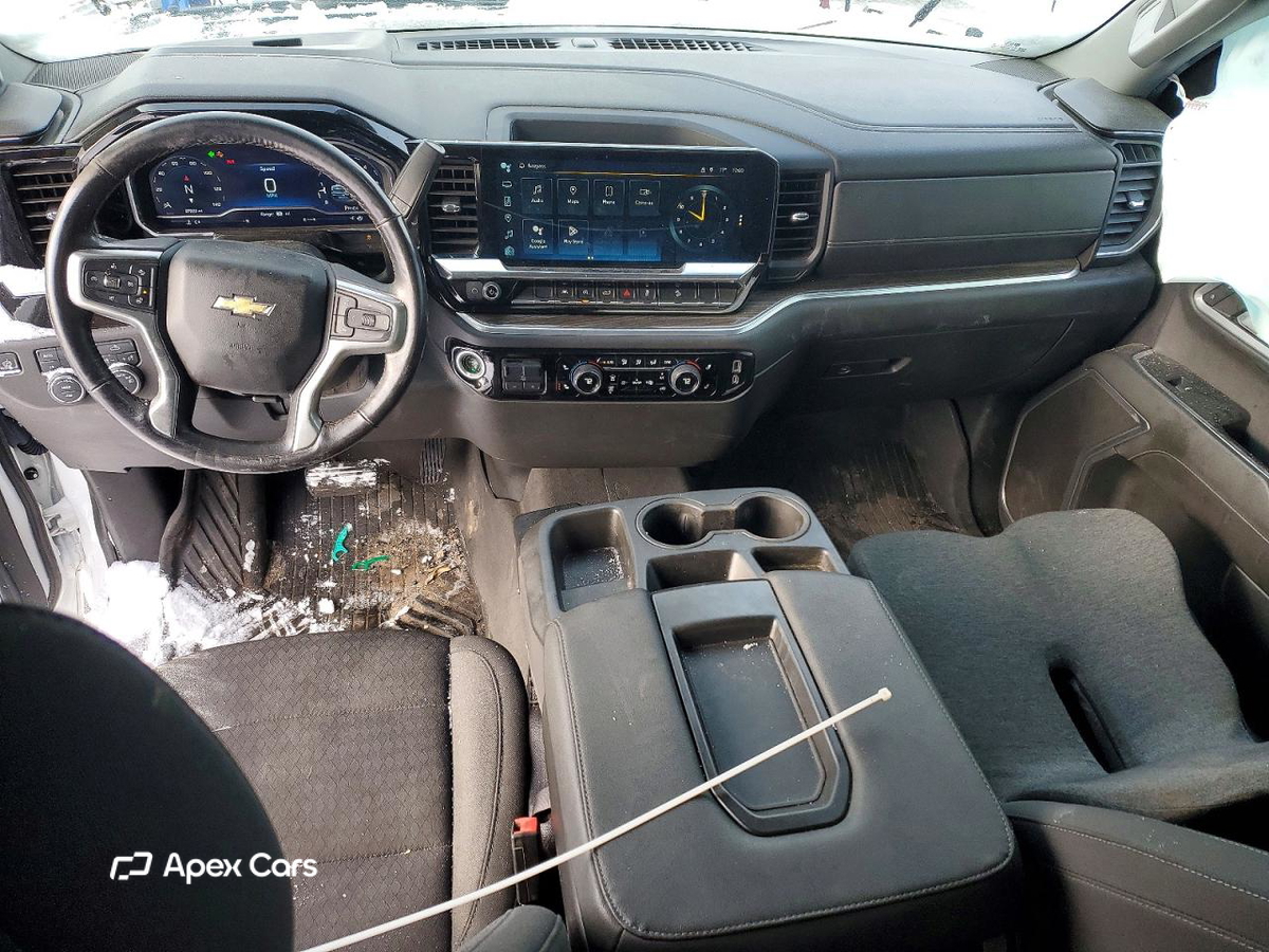 Chevrolet Silverado 2023