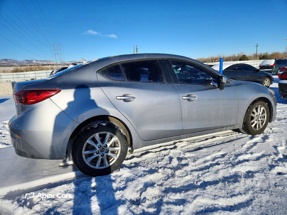 Mazda 3 2016
