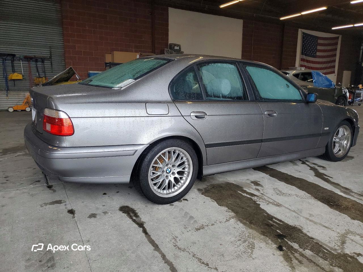 BMW Series 5 2003