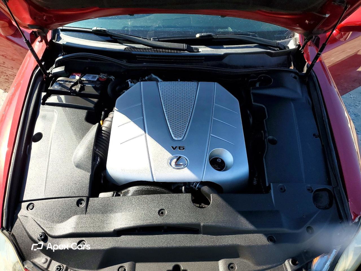 Lexus IS 2010